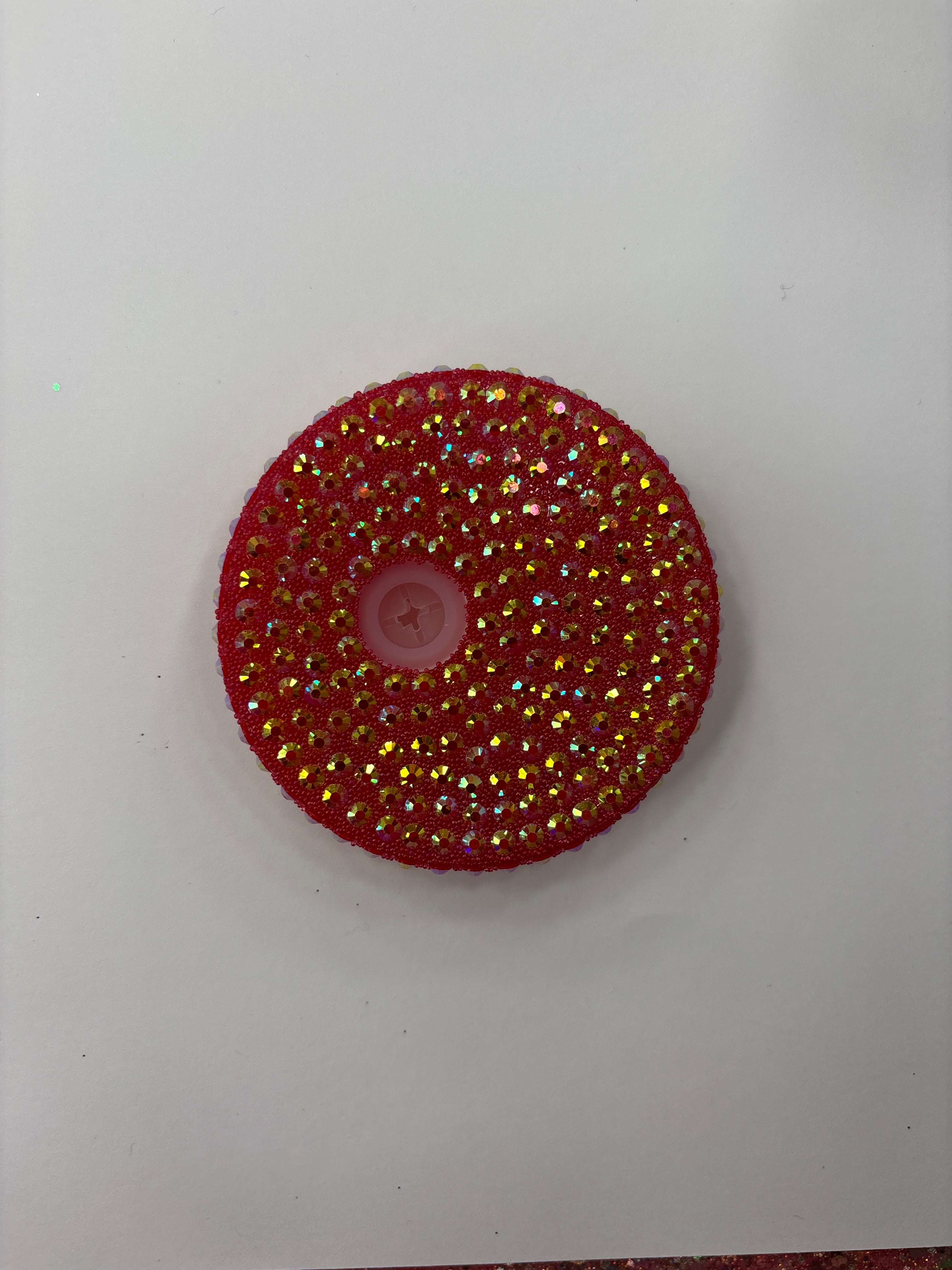 Rhinstone lid