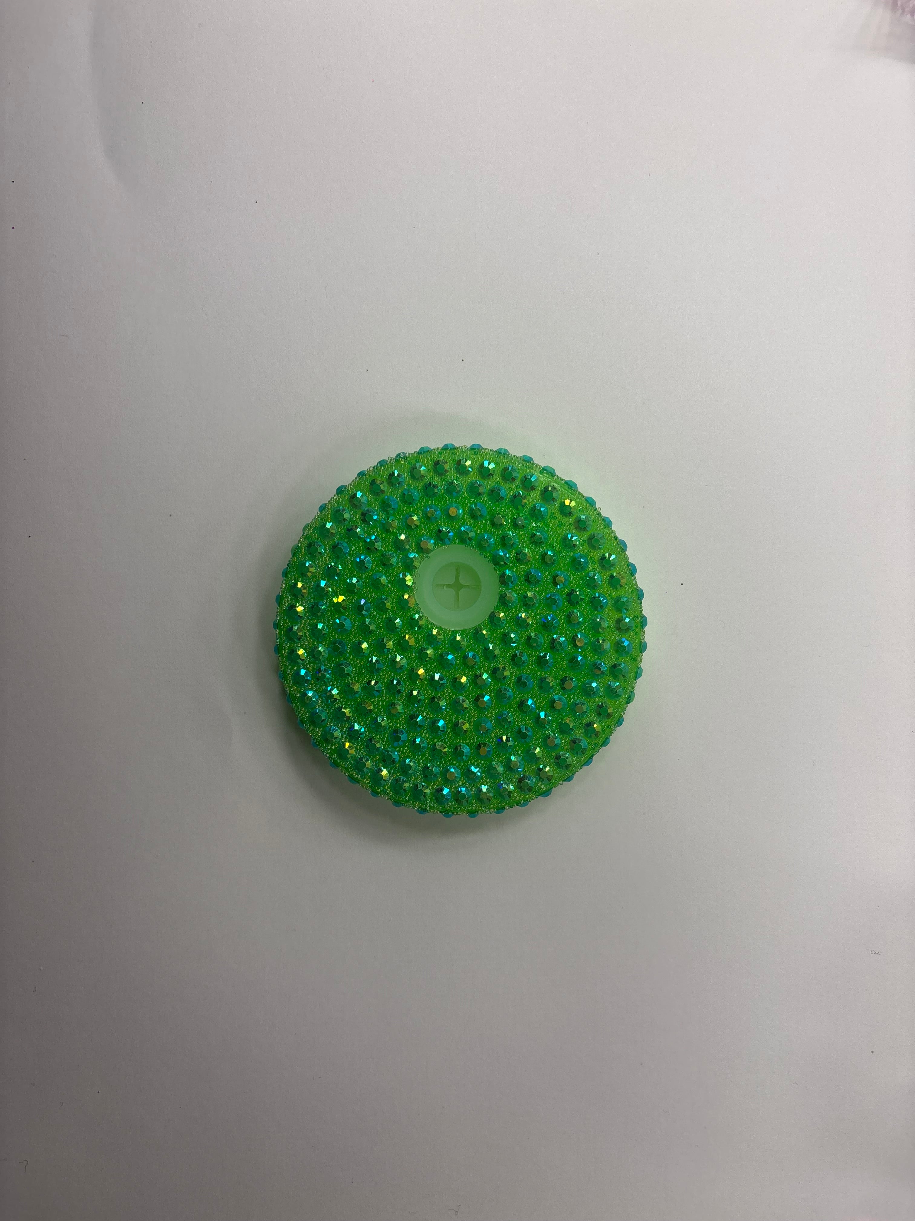 Rhinstone lid