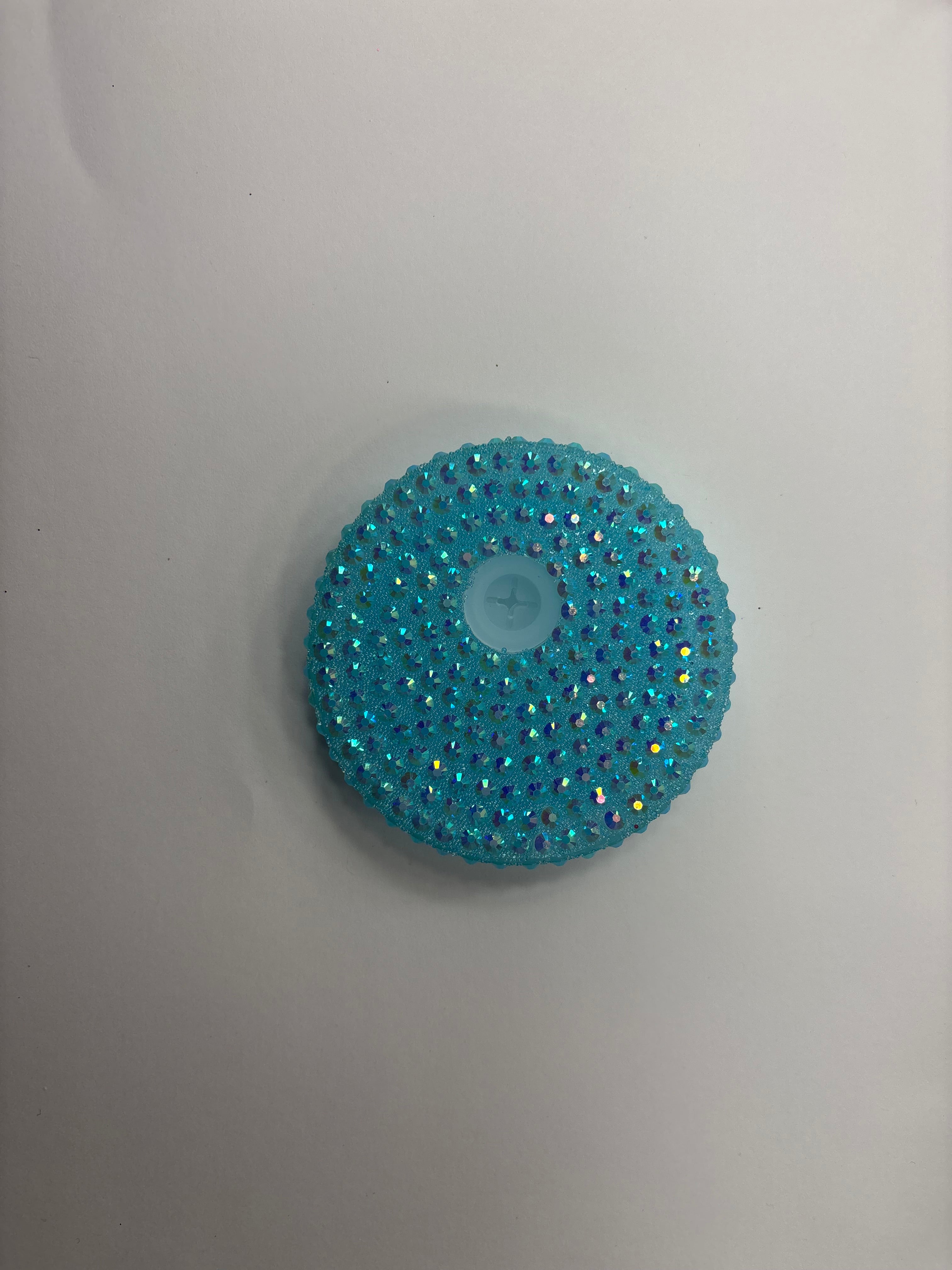 Rhinstone lid