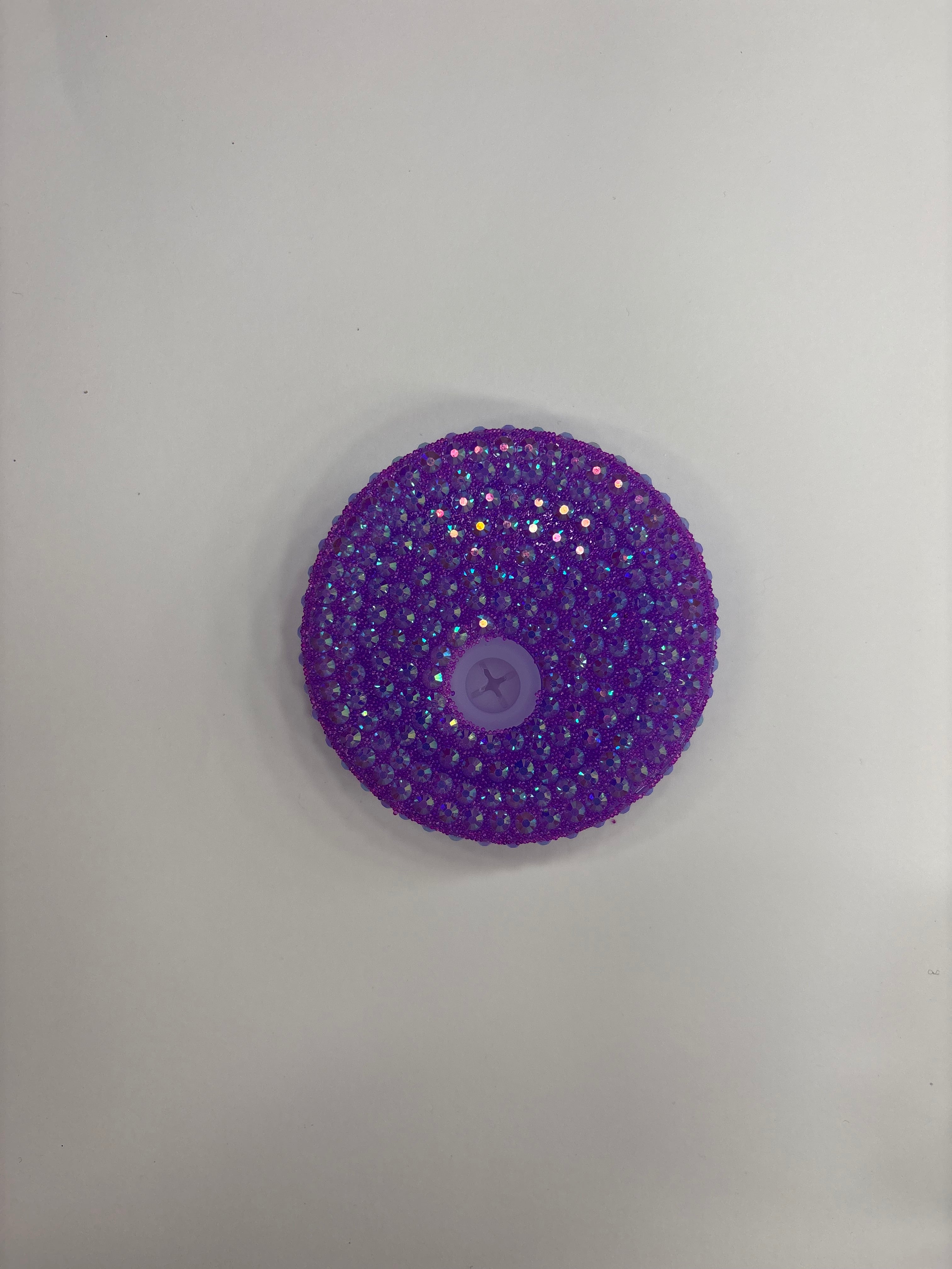 Rhinstone lid