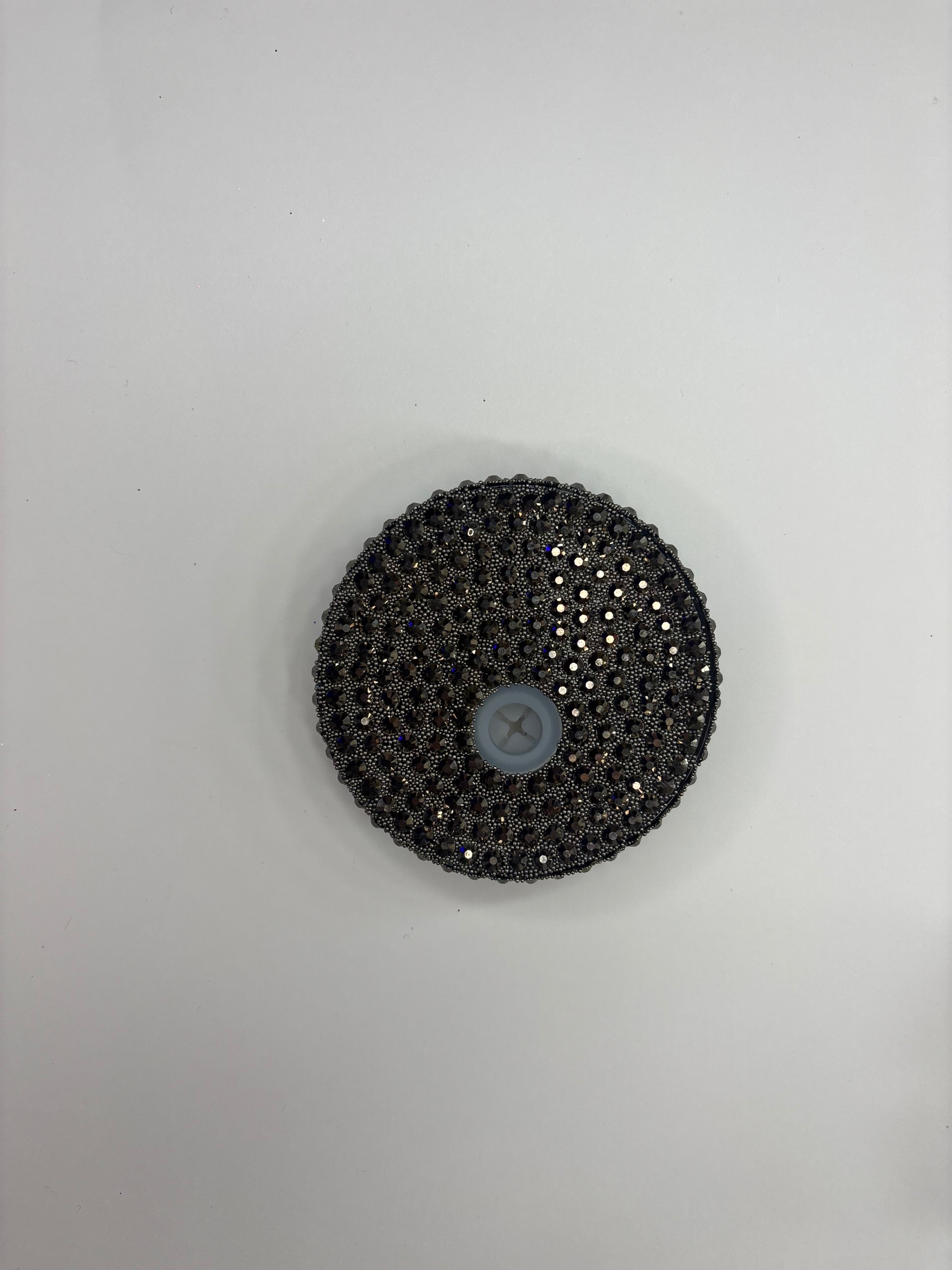 Rhinstone lid